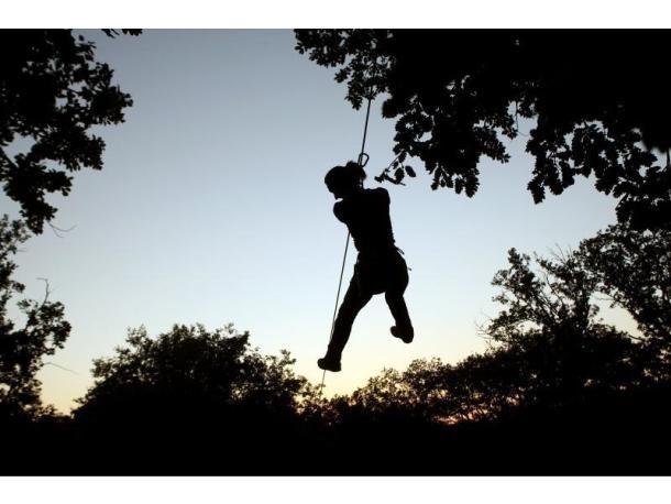 Arbre et aventure en pays dignois accrobranche digne les bains nocturne accrobranche