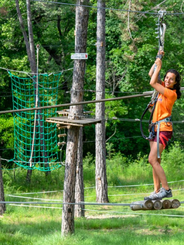 Arbre et aventure en pays dignois accrobranche digne les bains tyrolienne activites